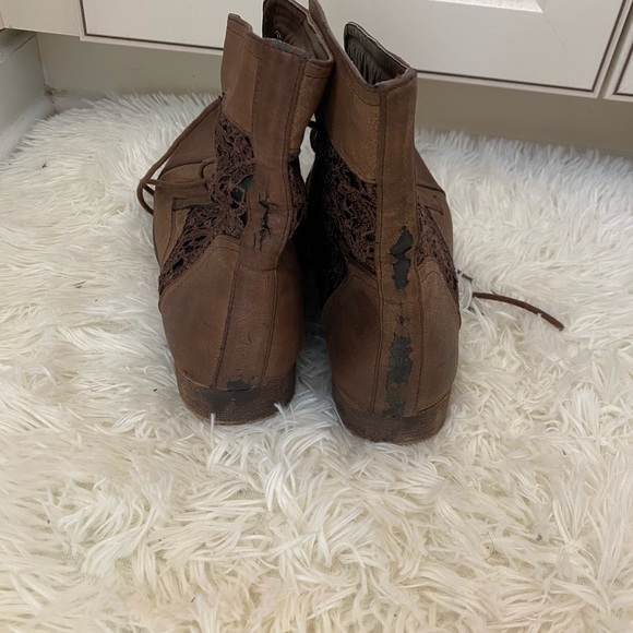 Used combat boots - Picture 3 of 3